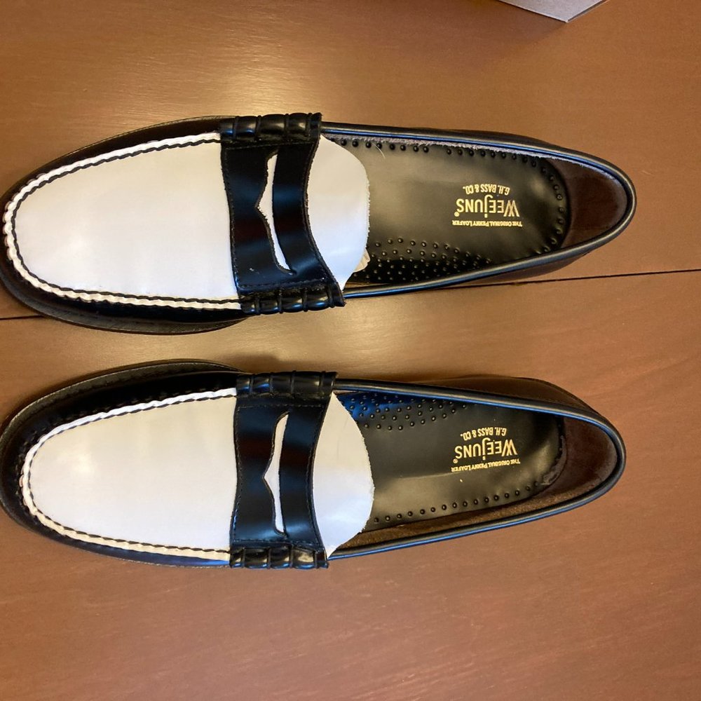 Bass Weejuns - Black & white 10